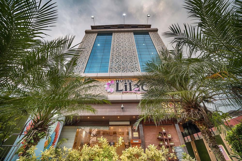 Hotel Lilac Kota  Bagian luar foto