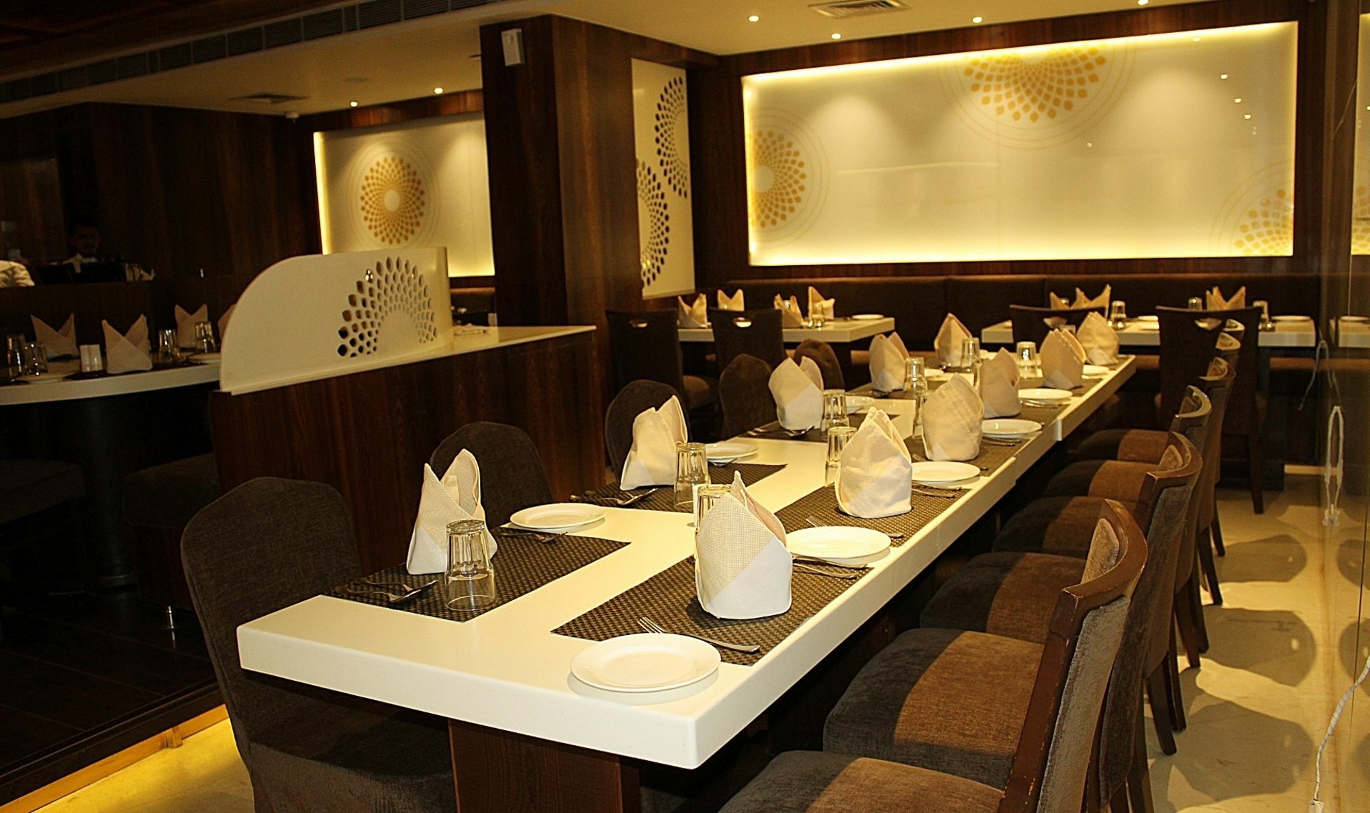 Hotel Lilac Kota  Bagian luar foto